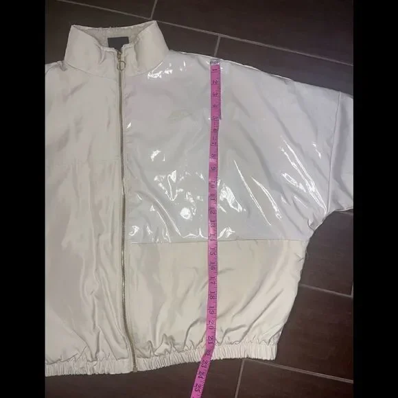 Nike Icon Clash Synthetic Fill Jacket Oatmeal sz medium - Picture 13 of 14